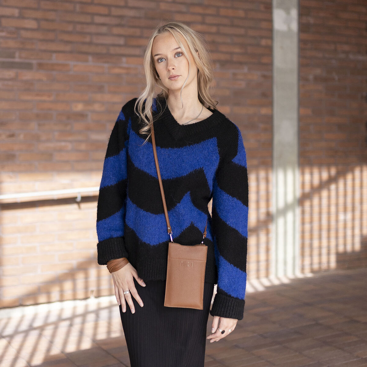 MIIKO Nahkainen Hertta Puhelinlaukku Ruskea